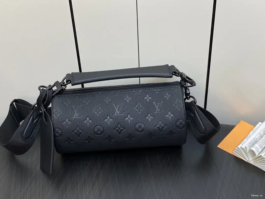 Cheap Soft VUITTON PM Polochon LOUIS 0630